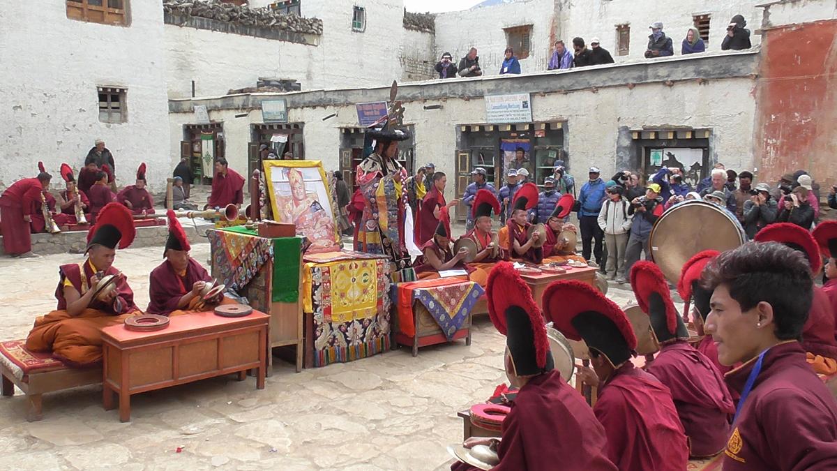 Mustang’s Colorful Tiji Festival Trek